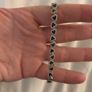 Matching set: two rings and a bracelet.